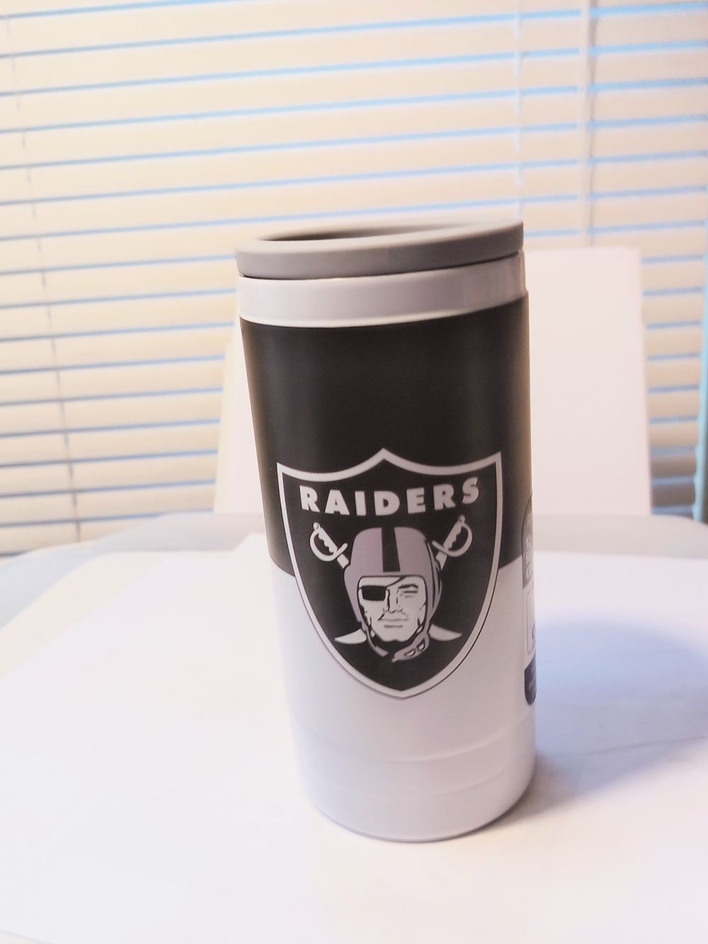 Raiders Slim Can Coolie 2.95 x 2.95x 6.25 Black & White